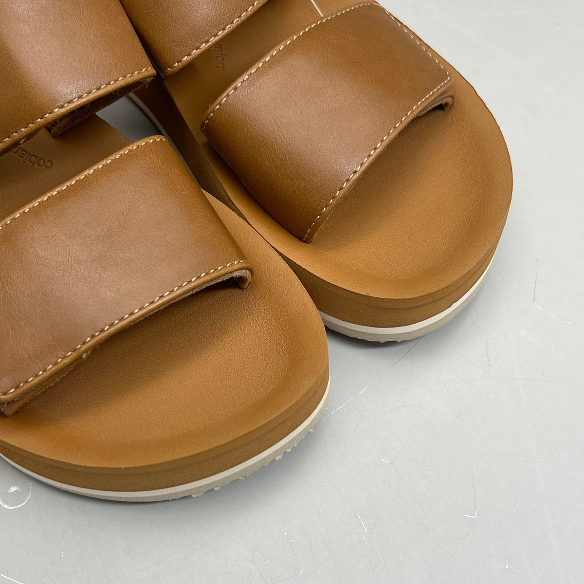 COBIAN Dana Rise Elevated Flatform Style Slide Women's Sz 6 Tan DNA24-230-06