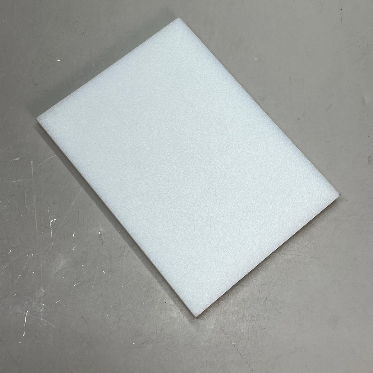 ULINE (20 PACK) High Density Polyethylene Sheets 7"x5" White