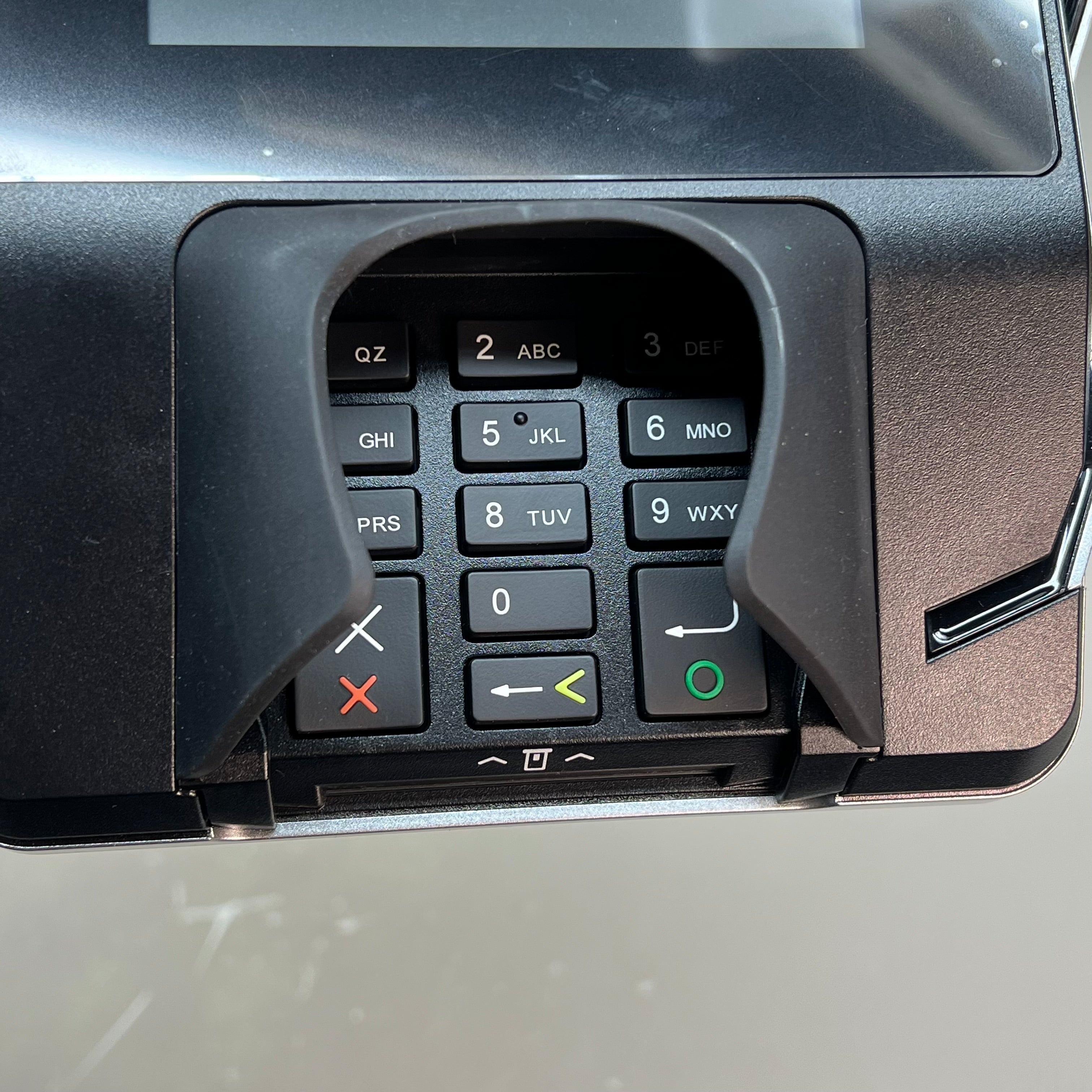 VERIFONE Payment Terminal 400 MHz/256 MB RAM Ethernet 4.3" Black M132-409-01-R