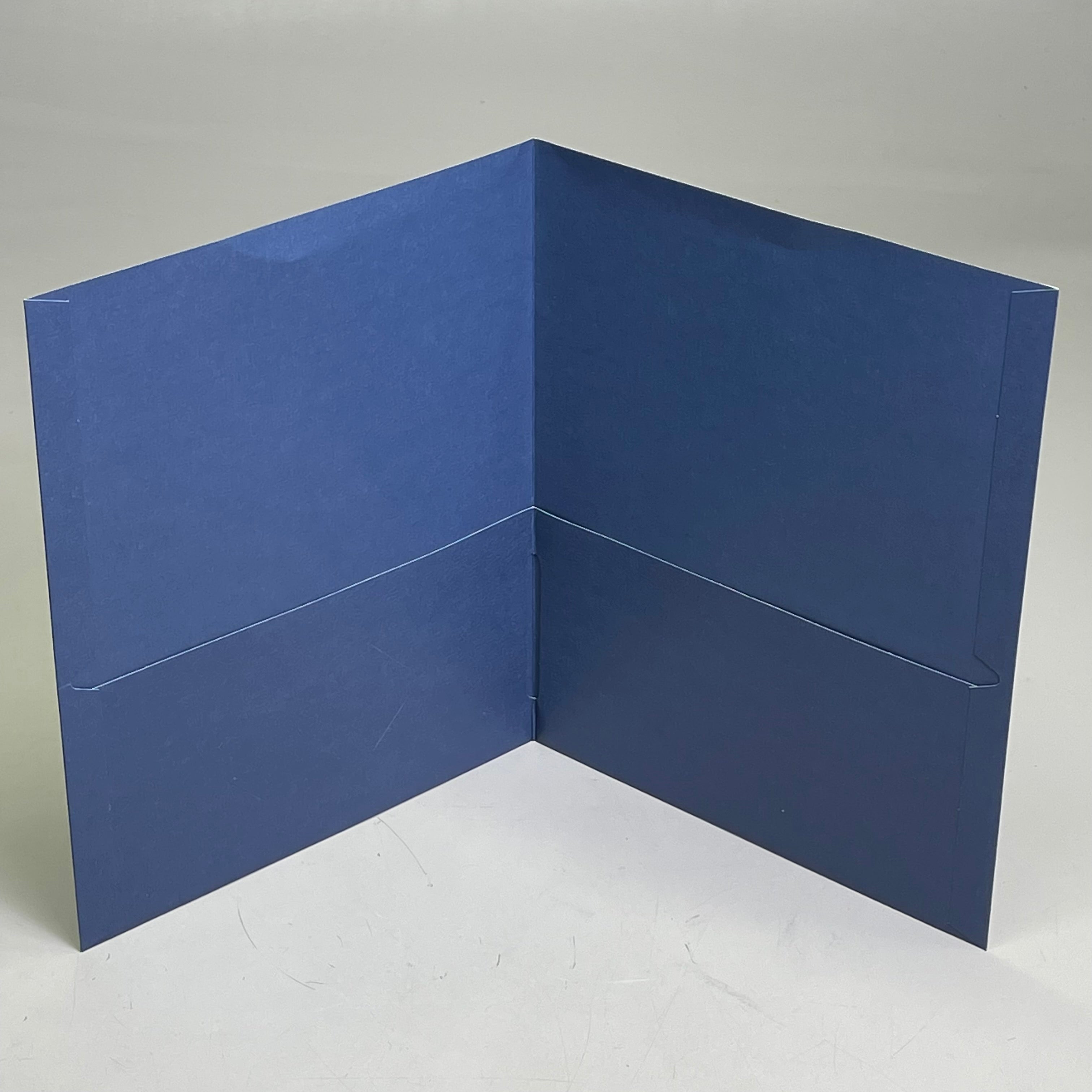 AVERY (5-PACK) Two-Pocket Folder Letter 40 Sheet Capacity Blue 25-Set 47985