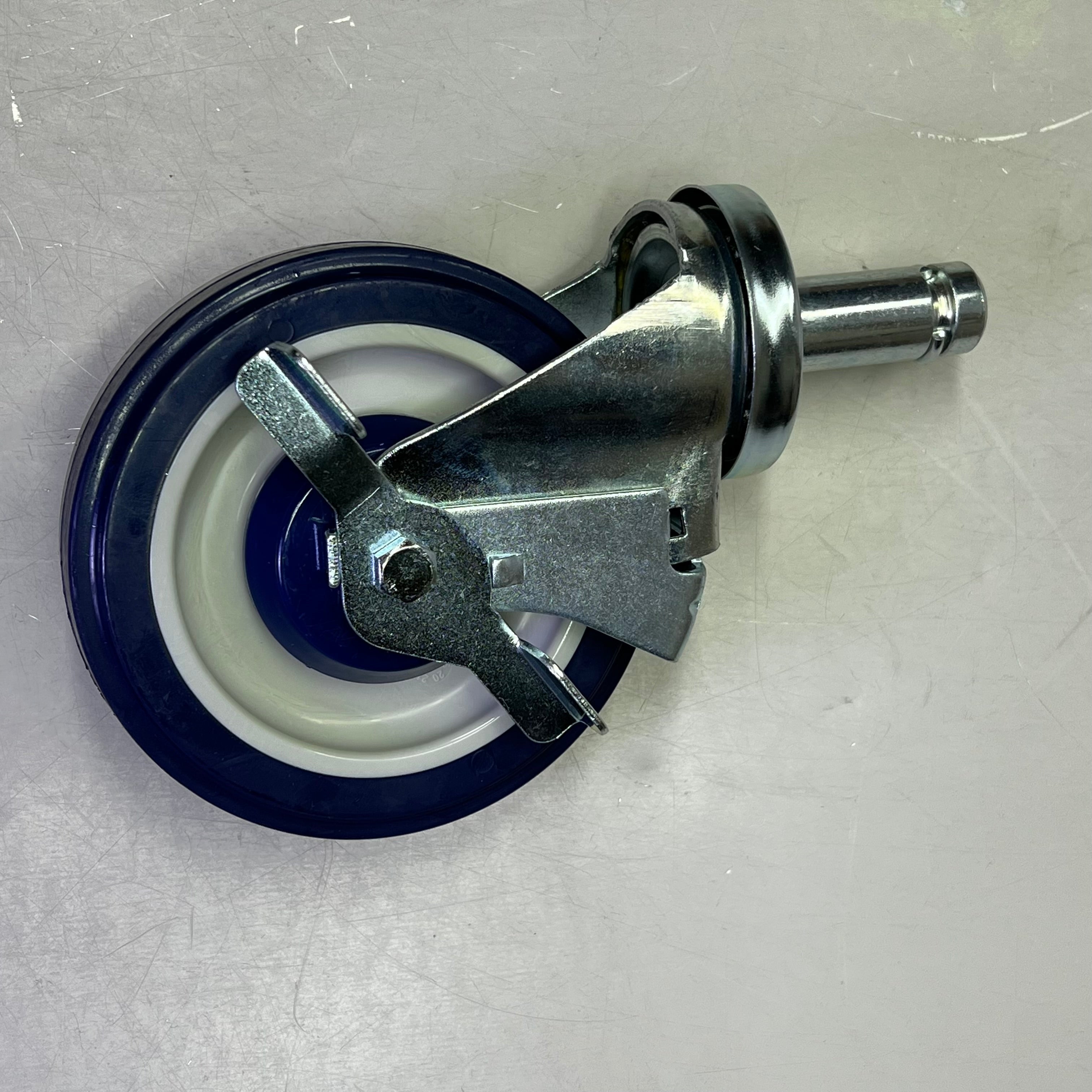 FOCUS (SET OF 4) Swivel Stem Caster W/ Brake Wheels 5" 250lb Load Cap FSCAST5B