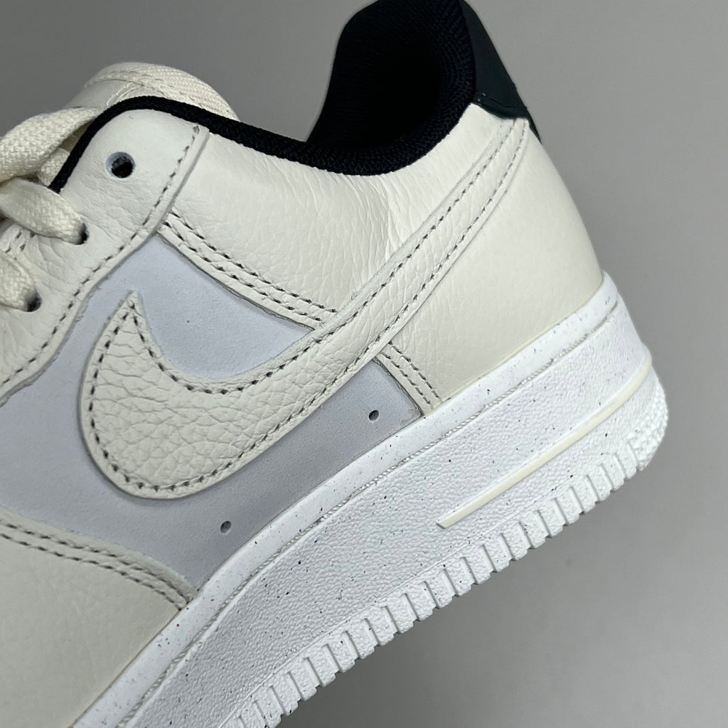 NIKE Air Force 1 07' LX Leather Shoes Sz Women's 9 Sail/Coconut Milk-Black DZ2708 101