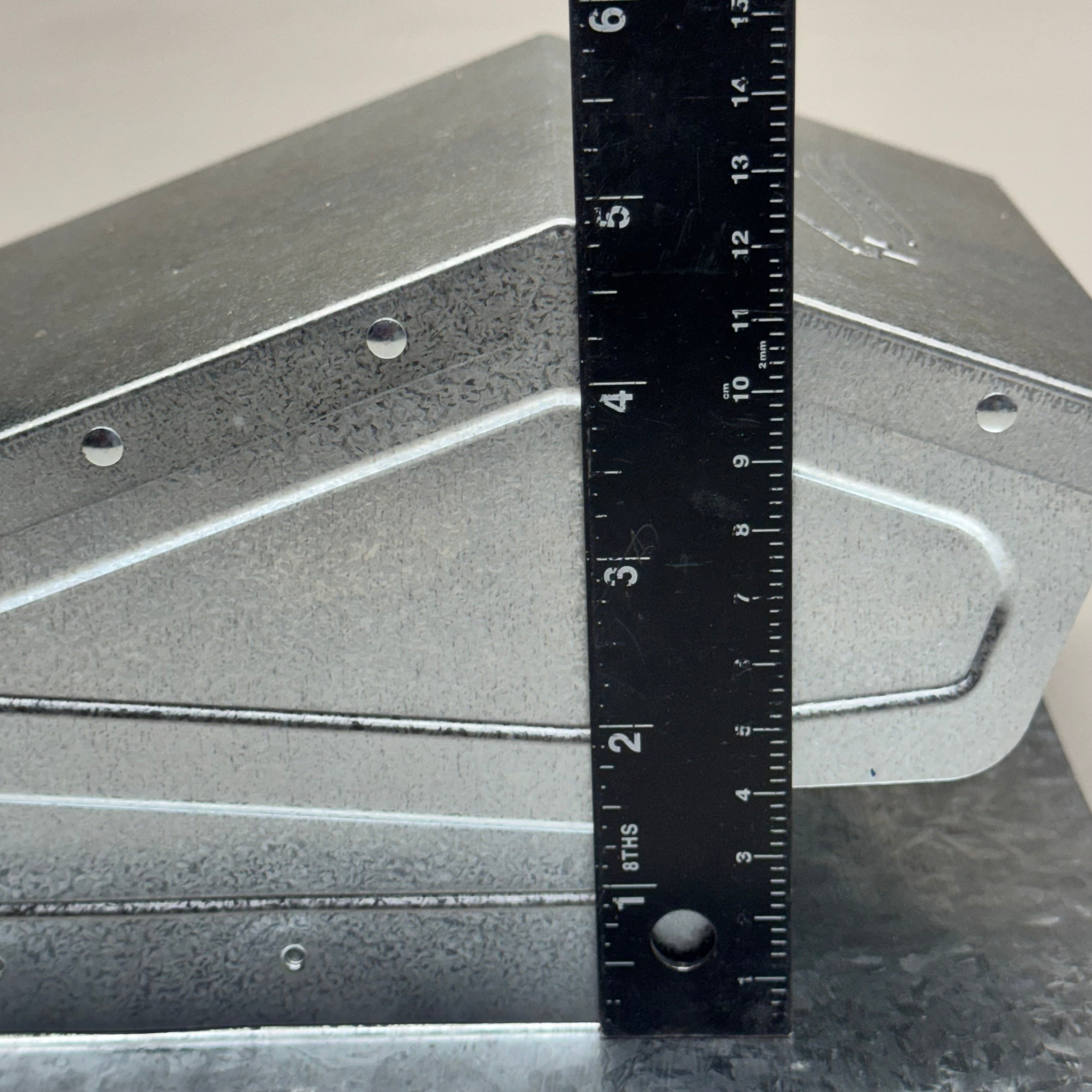 BUILDERS BEST GRV624 4” Galv. Roof Cap Flush Flapper Screen 011755 Galvanized
