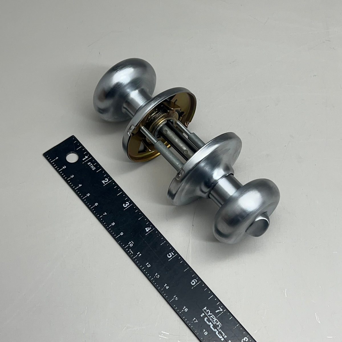 KWIKSET Privacy Hancock Door Knob 730H 26D Satin Chrome 97300987