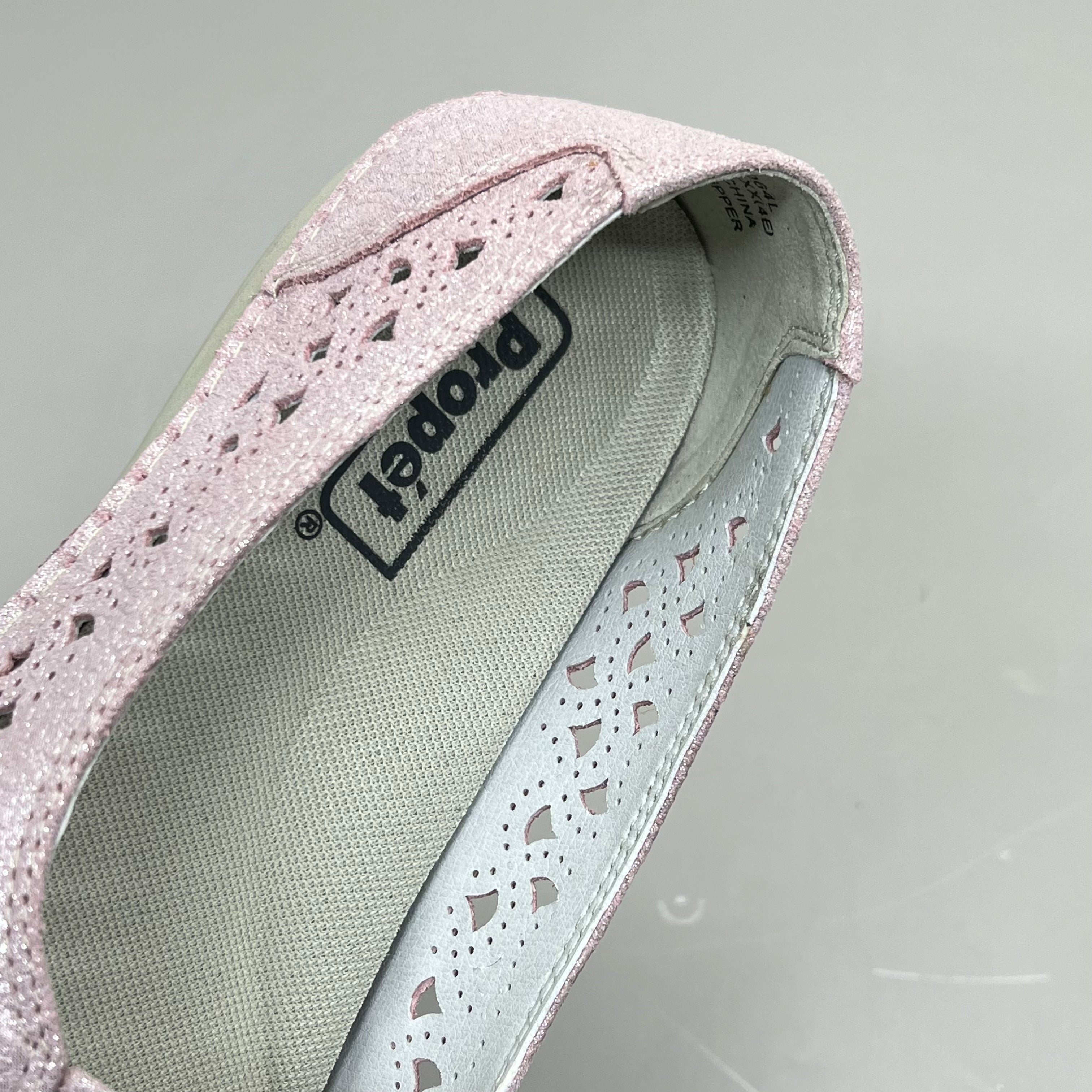 PROPET Cabrini Full Grain Leather Arch Support Women Sz 7 X(2E) Blush WCX064L