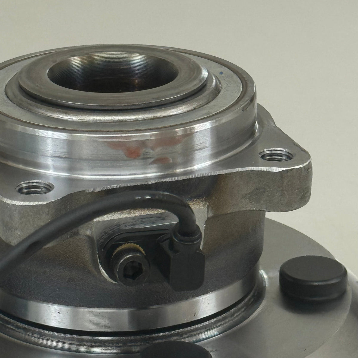 GSP Wheel Bearing & Hub Assembly Replacement Part For Chevy & GMC 103440