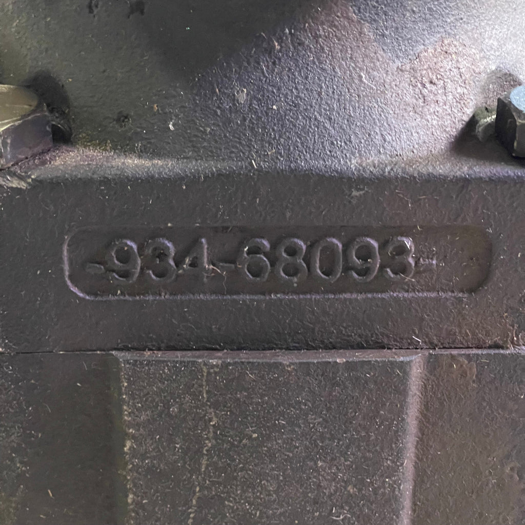LABRIE Hydraulic Vane Pump Dark Grey HYP01508-02 (USED)
