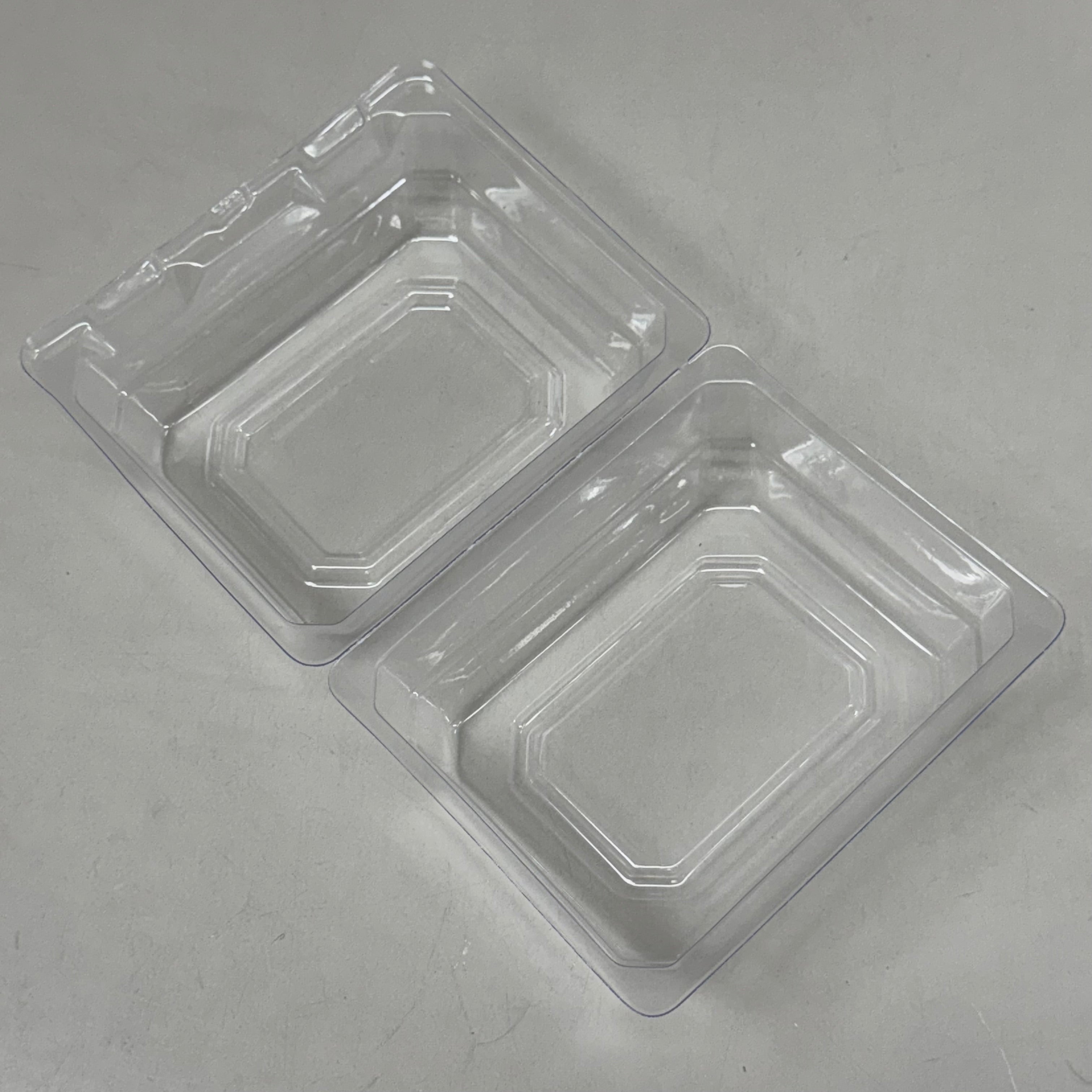 Boutonniere & Corsage Clear Plastic Box (50 Count) 4" x 3" x 3"