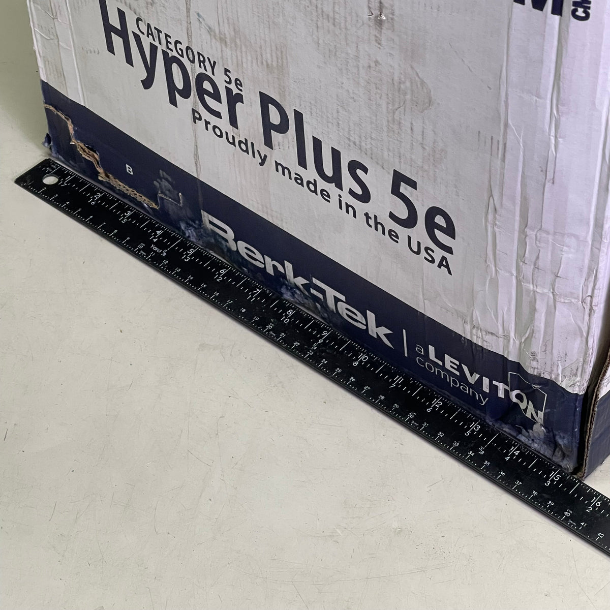 BERK-TEK Hyper Plus 5e Cat 5e UTP Cable 1000' Blue 10032227