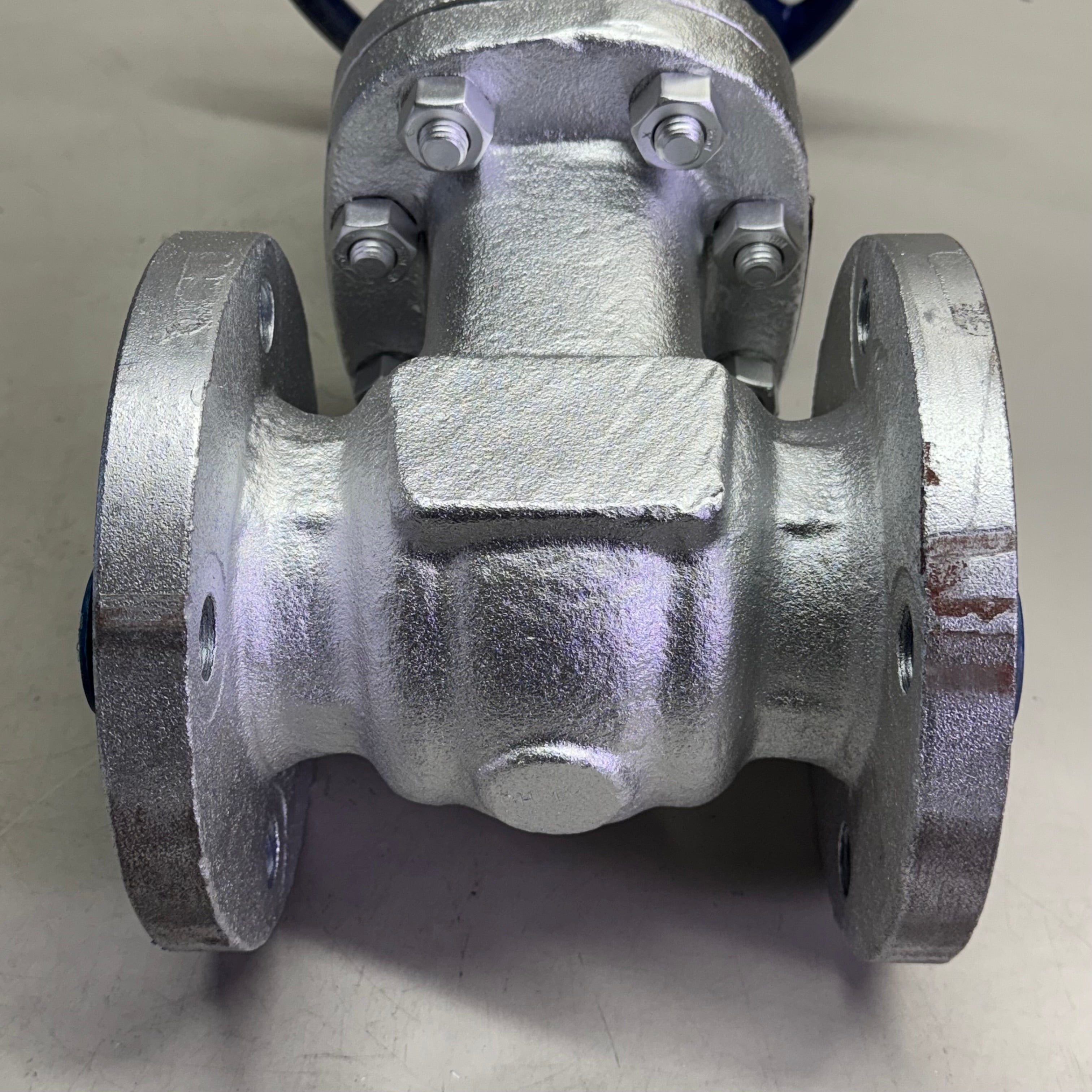 GRAINGER 2-1/2 Gate Valves #150, Grey 4371004410 (Distressed Box)