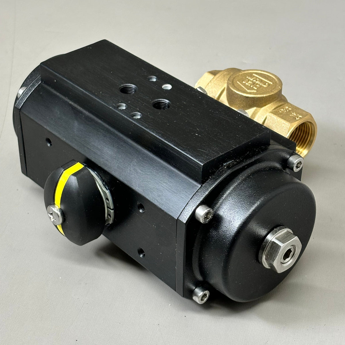 RUB Pneumatic Actuator S9 with 1" Bronze Ball Valve EA4-3 (new)