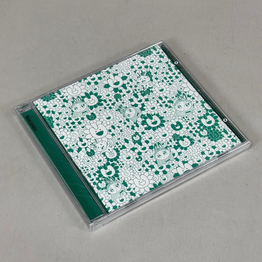 NEW JEANS Harein Ver Supernatural 1st JP Single Album w/ 7 Accessories Green