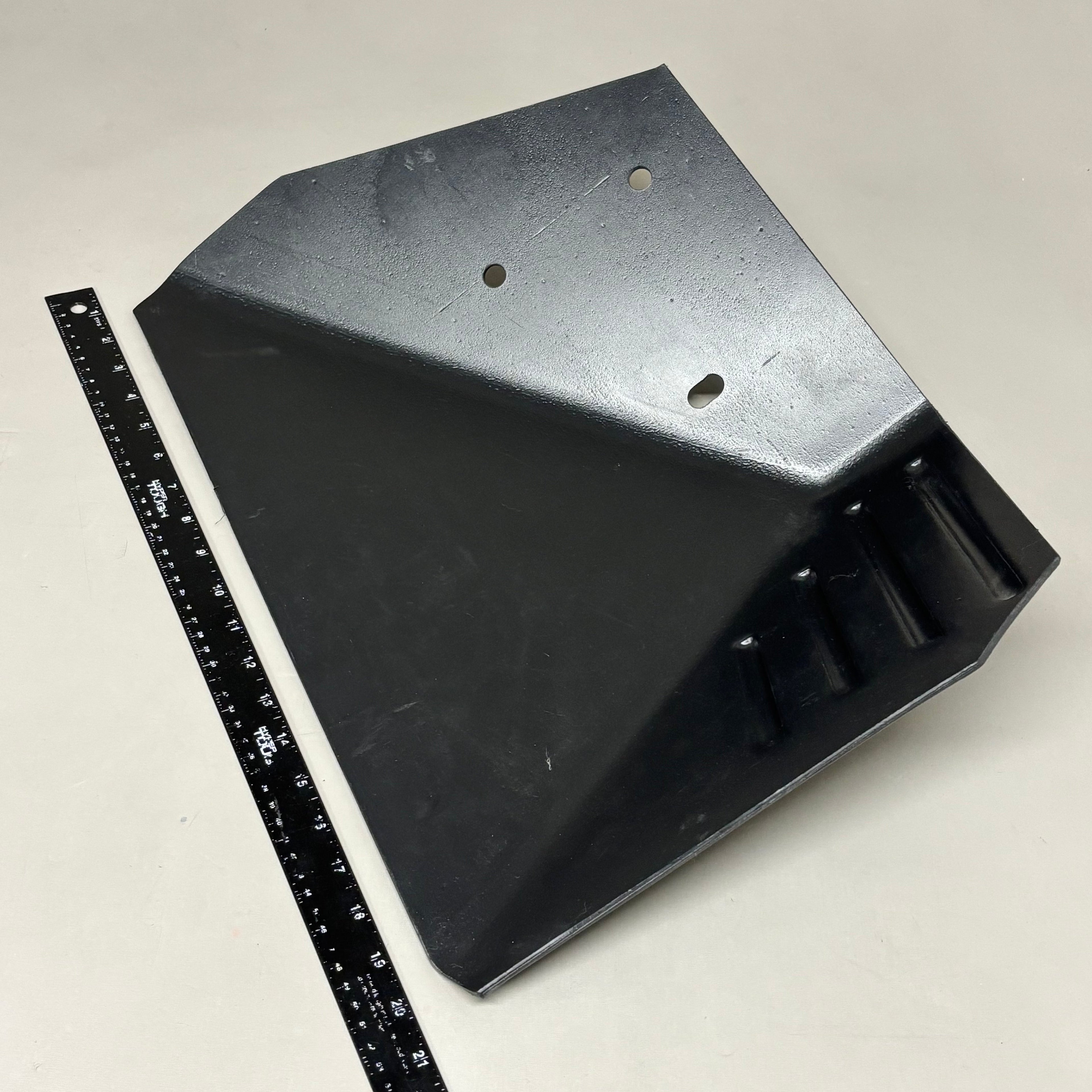 BRUNSWICK R.H. Pin Deflector Board  20.5"×5" ×14.75" Black 47-023986-001