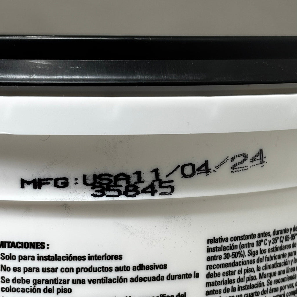 ROBERTS Universal Resilient Flooring & Vinyl-Backed Carpet Tile Floor Adhesive 7350