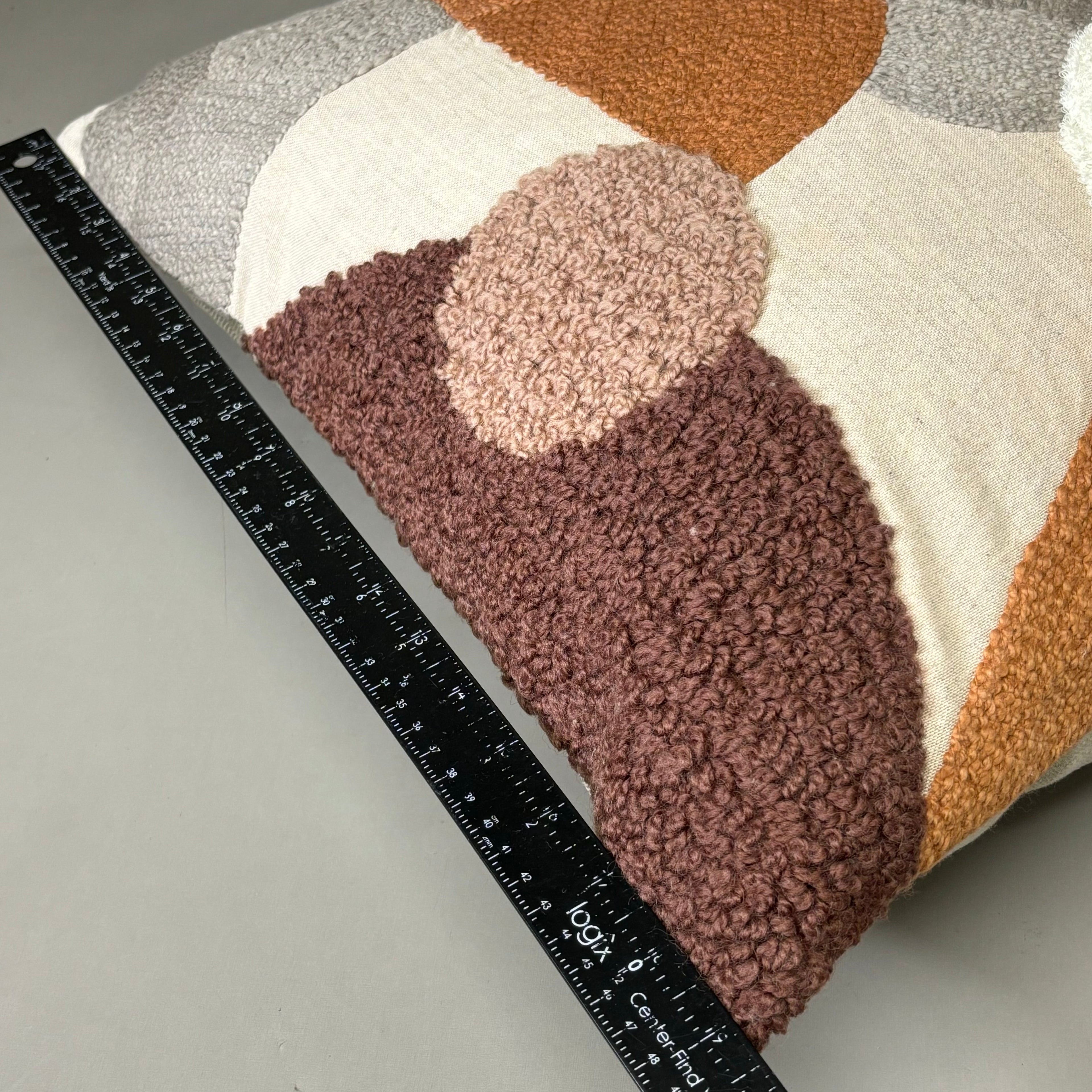 VILLA RN Wallace 20"x20" RN Pillow Orange Spice Multi V290167