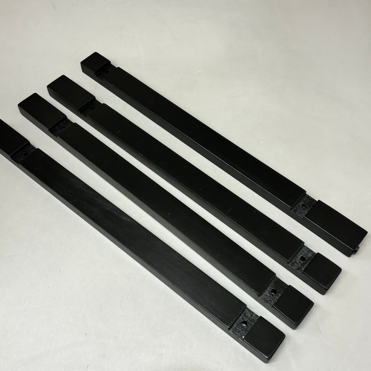 HATHAWAY Classic Floor Billiard Pool Cue Rack (Black Finish)