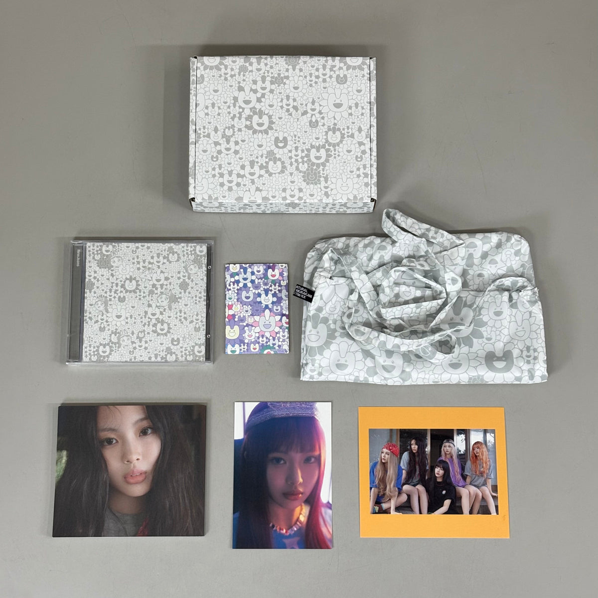 NEW JEANS Supernatural 1st JP Single Album includes 7 Accessories Hyein Ver Grey