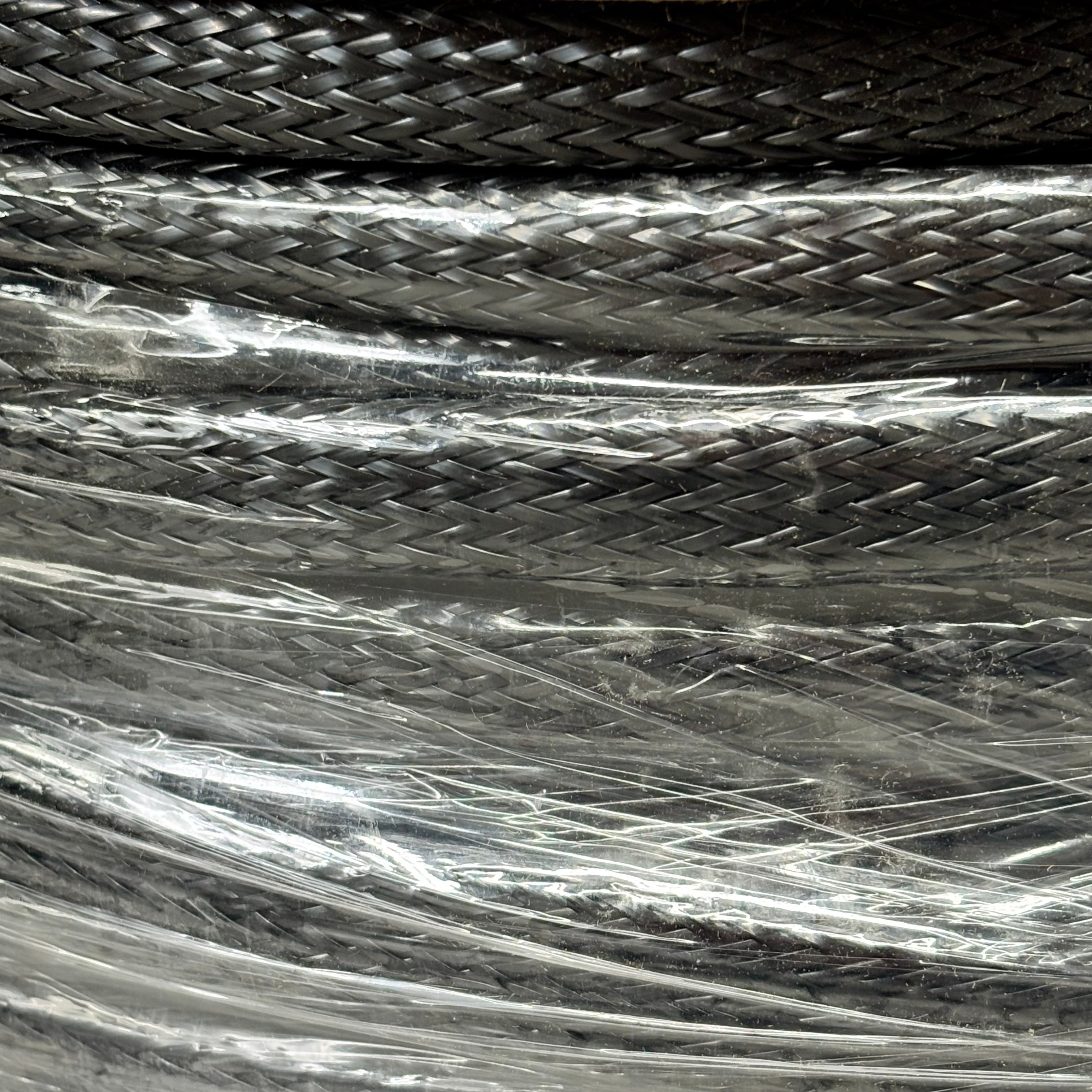 GORILLA SLEEVE Flat Filament Expandable Braided Sleeving  3/4" 450' T1793941