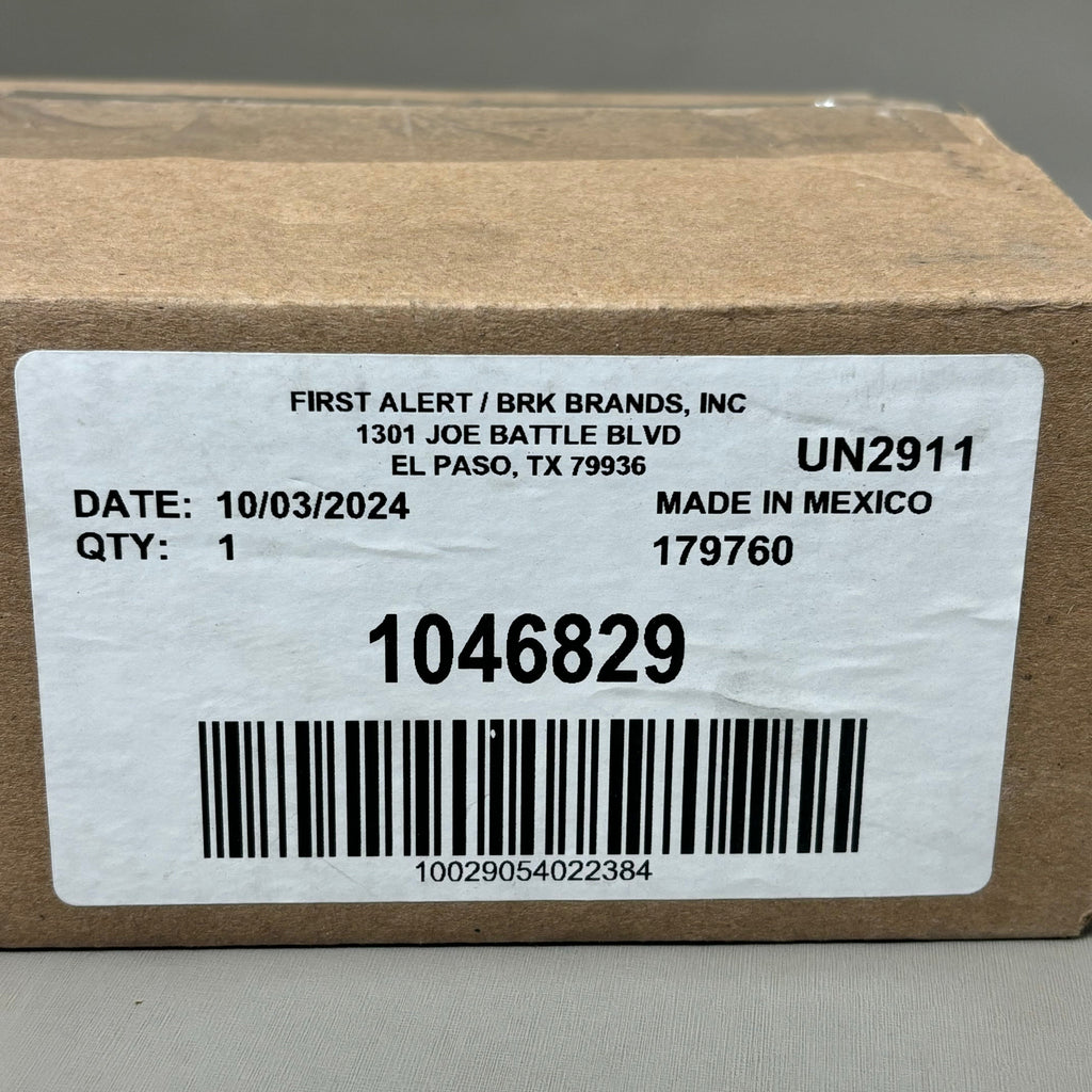 FIRST ALERT Battery-Operated Smoke Alarm Early Warning 9V Alkaline White 1046829