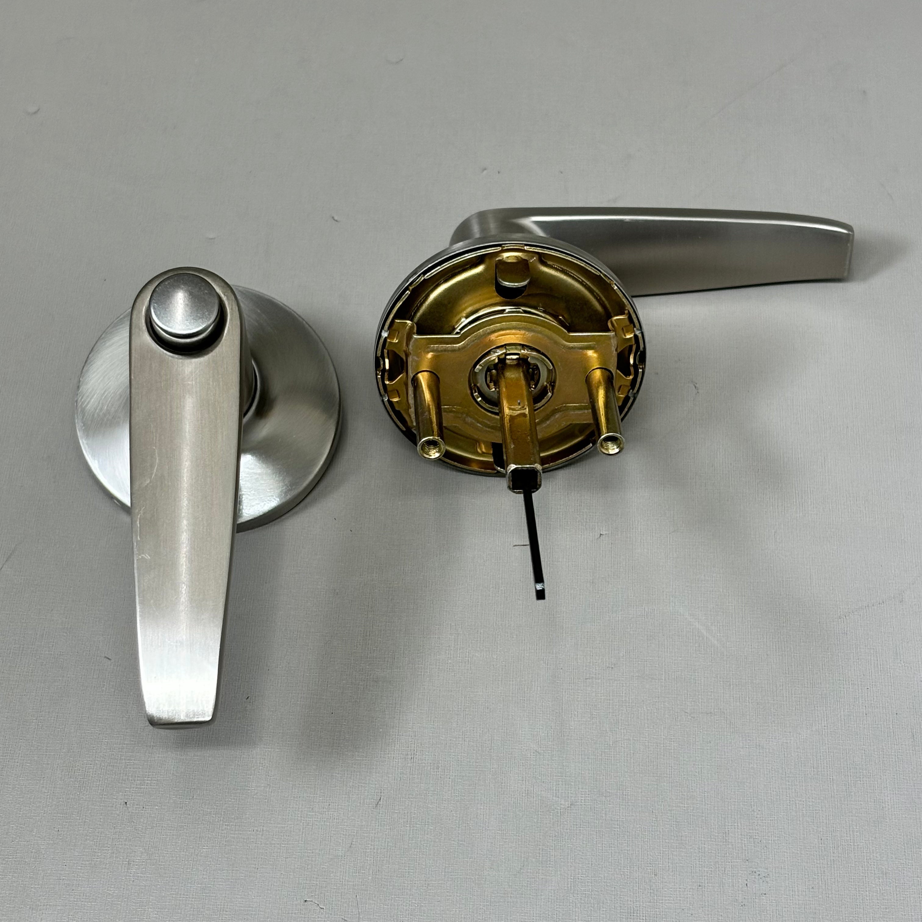 KWIKSET Safe Lock Winston Privacy Levers Satin Nickel SL4000WI 9SL40000-014