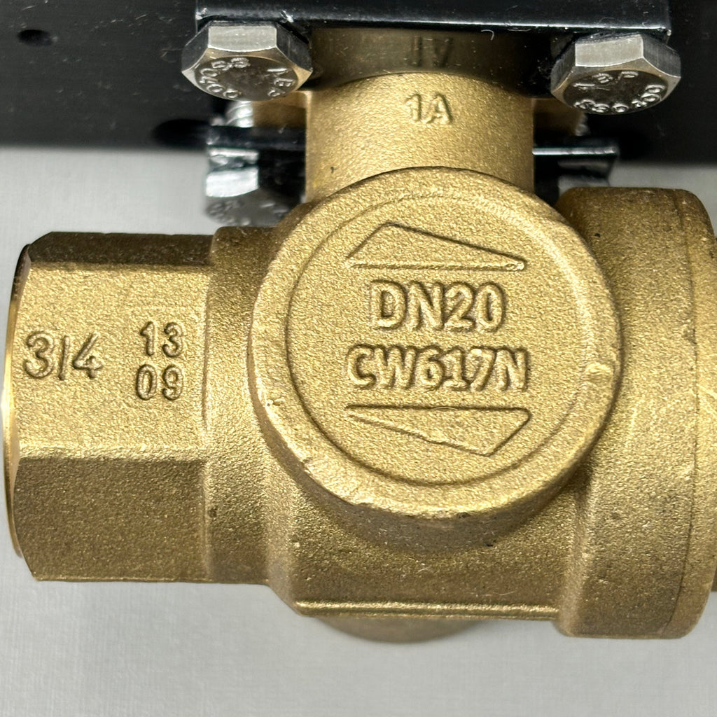 RUB Pneumatic Actuator S9 with 1" Bronze Ball Valve EA4-3 (new)