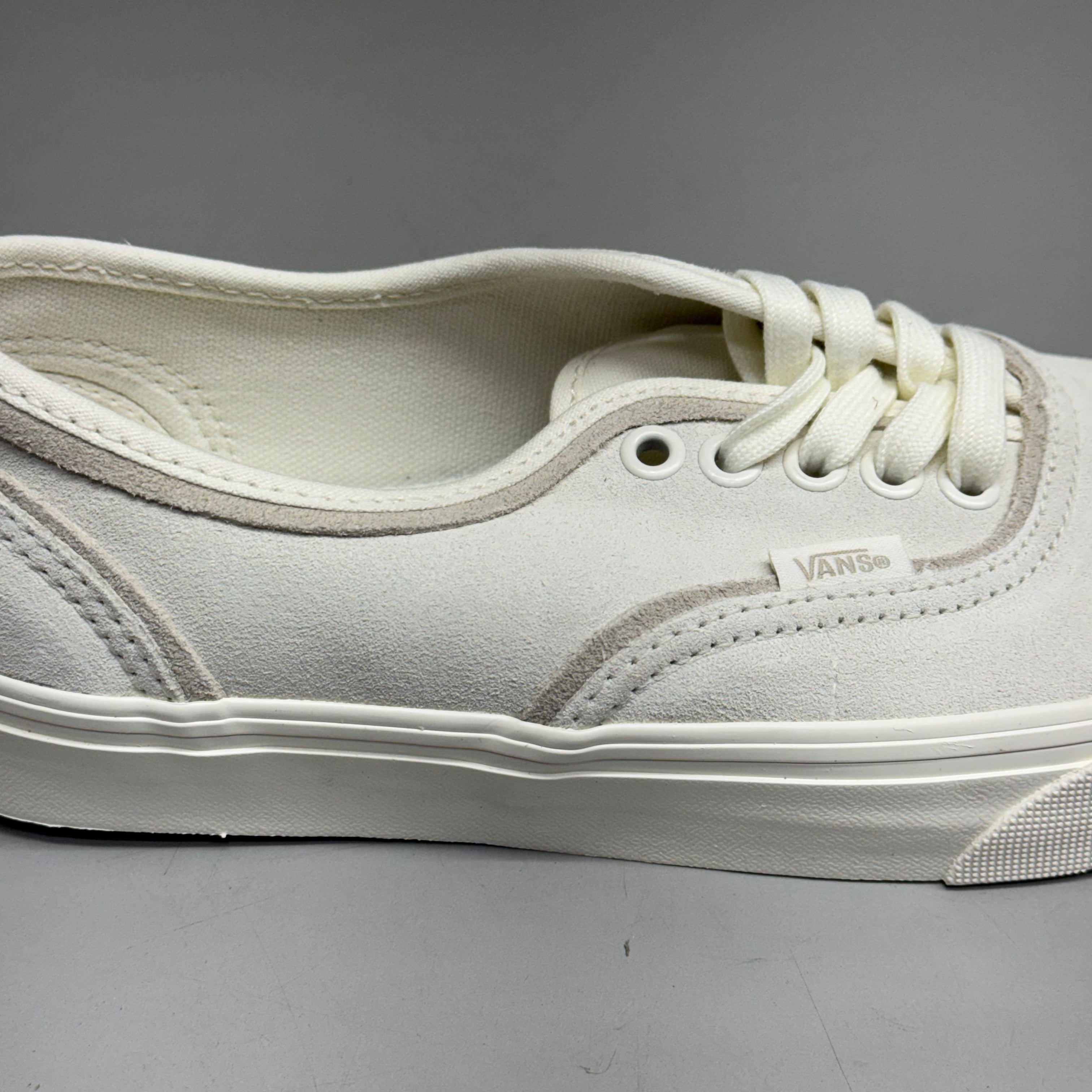 VANS Authentic Sliver Sneakers Shoes Women's Sz 9.5 White/White VN000D6DWWW