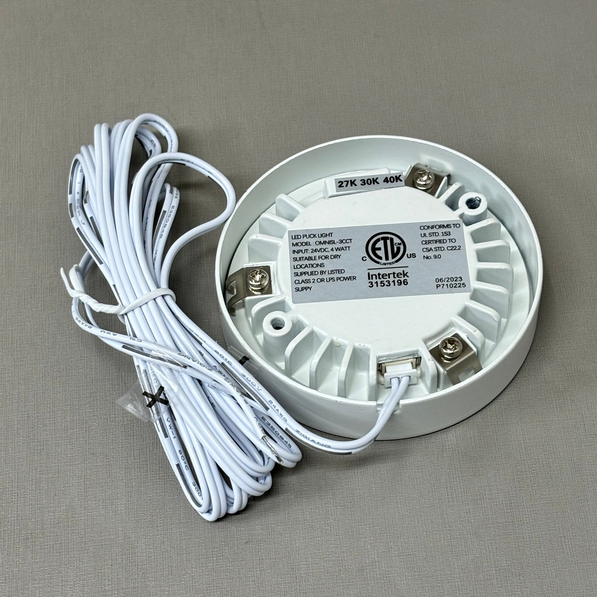 OMNI SLIM LED Puck Light 280 Lumens Adjustable Color Temp White 3CCT OMNISL-3CCT