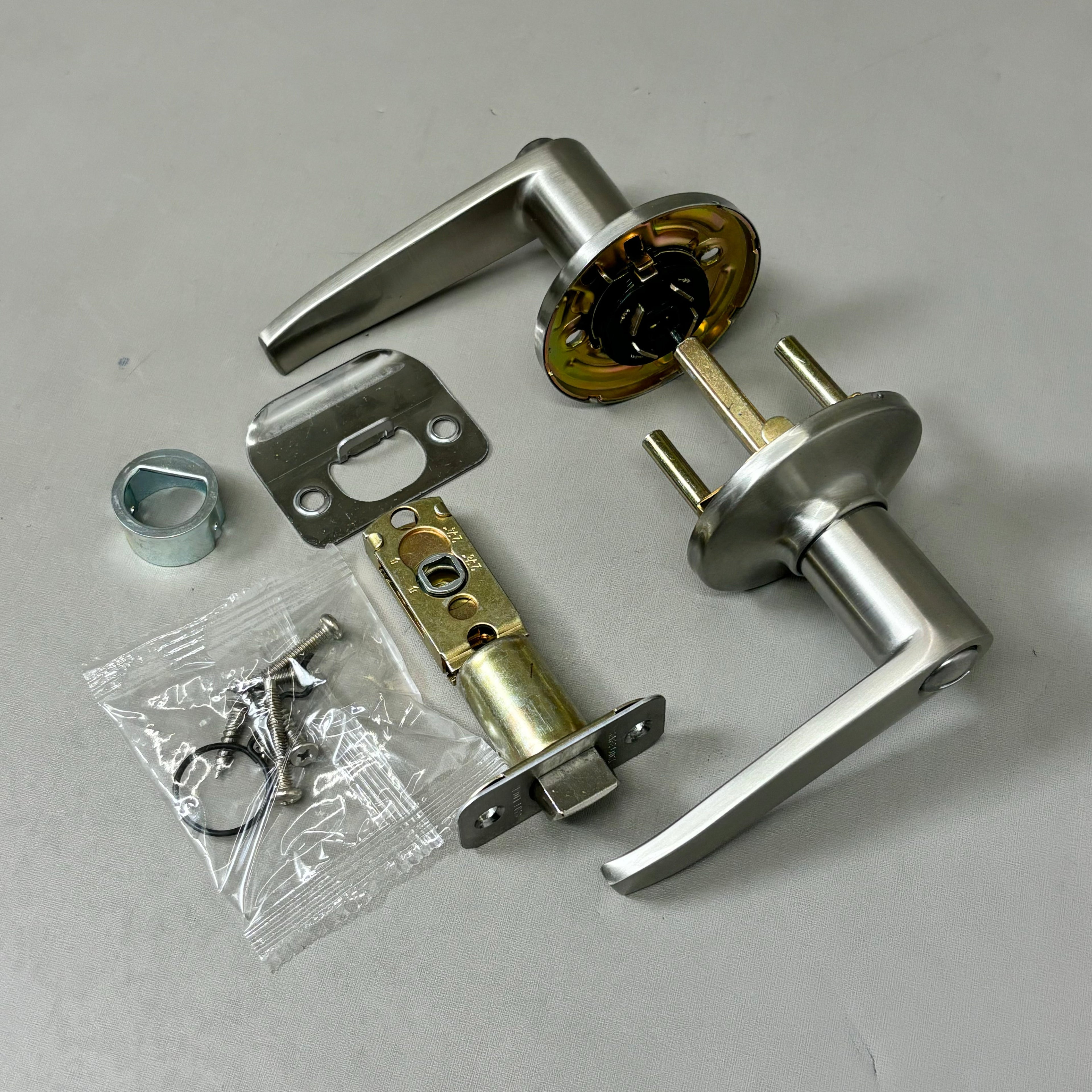 KWIKSET Safe Lock Winston Privacy Levers Satin Nickel SL4000WI 9SL40000-014