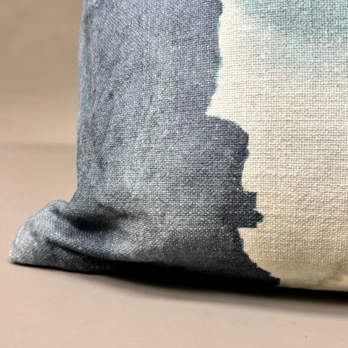 VILLA 14"x20" RN Whitten Decorative Throw Pillow in Blue/Green