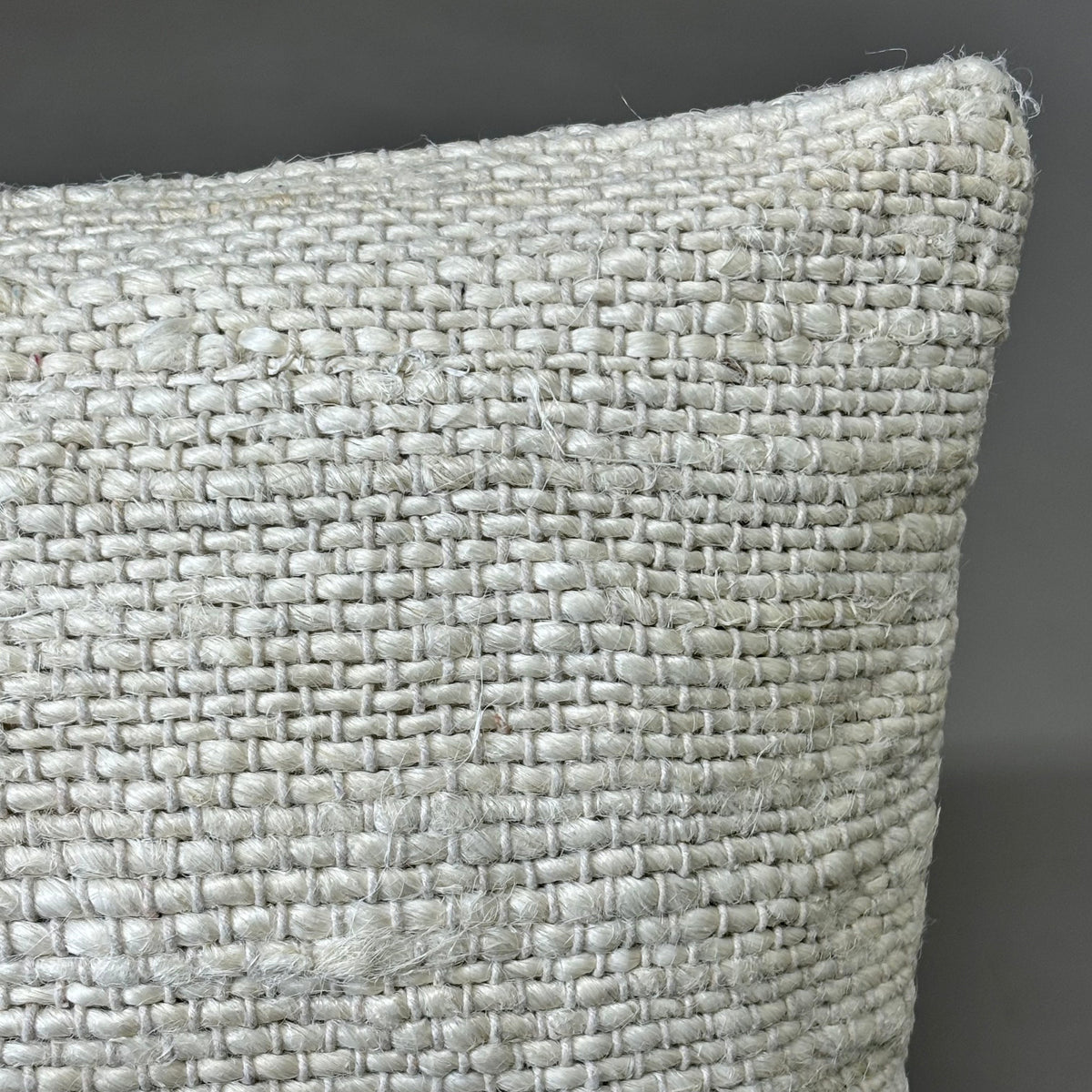 VILLA 14"x20" ST Halter Decorative Throw Pillow in Ivory