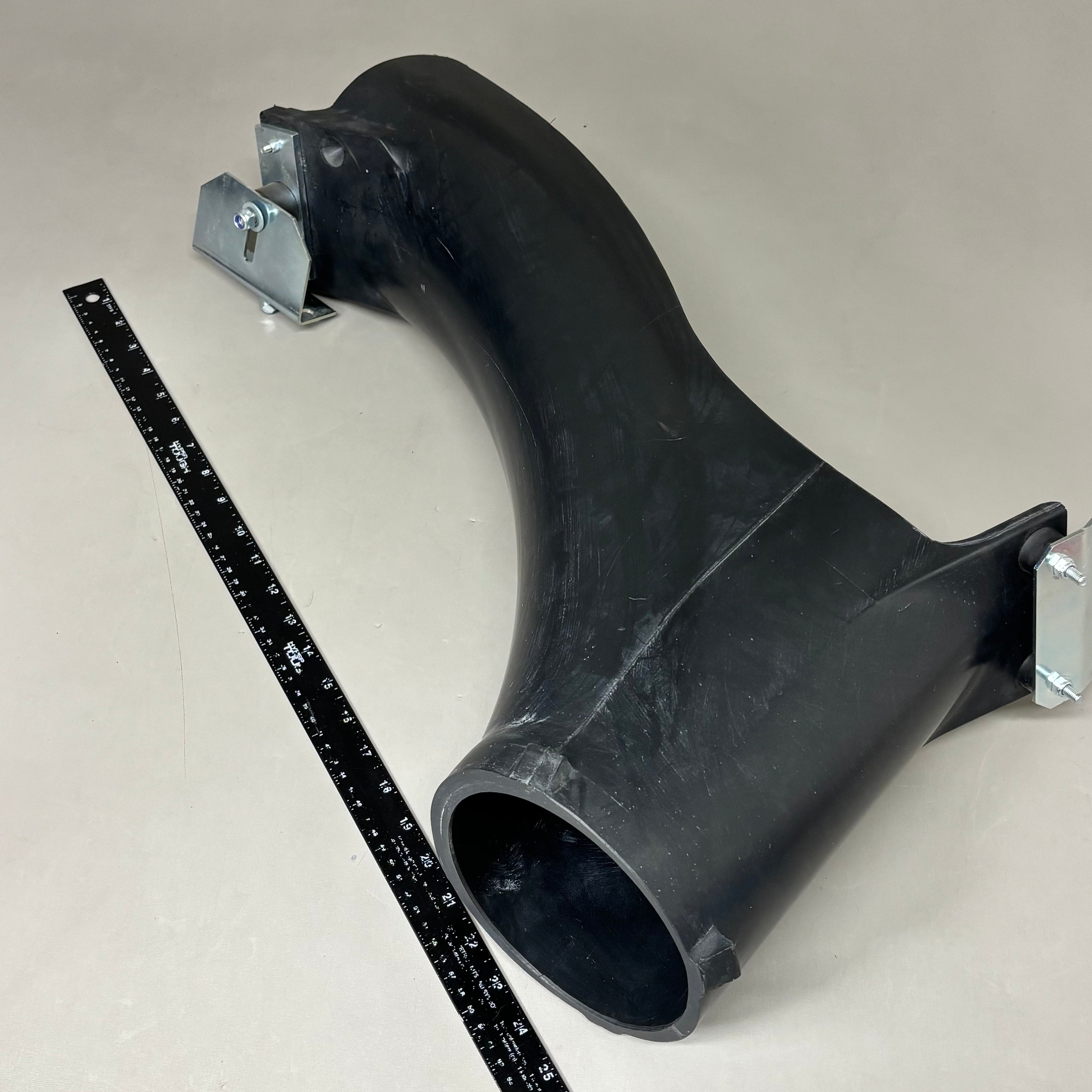 Brunswick Overflow Chute Assy RH W/O Sock 47095740009