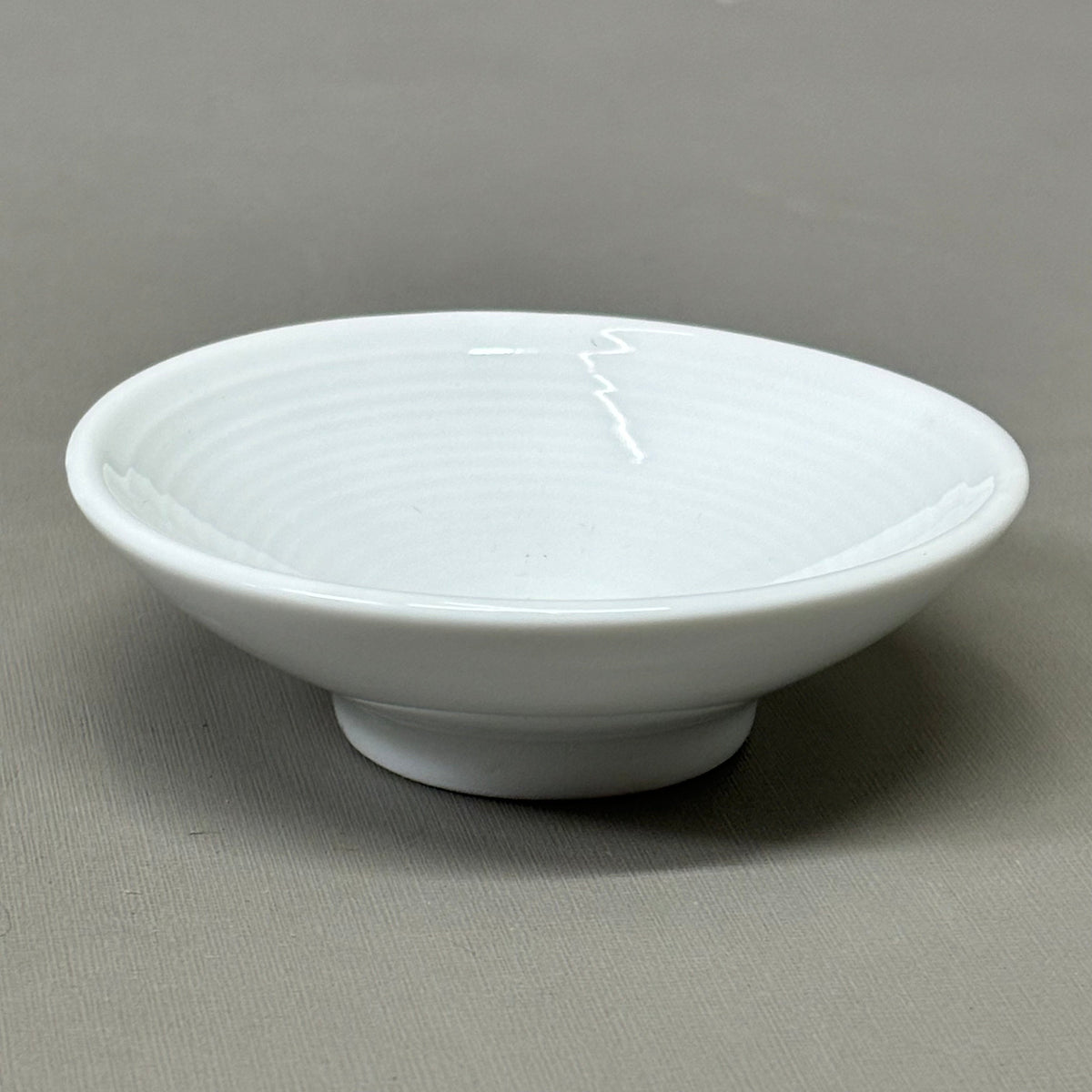 FOH (24 PACK) Small Round Spiral Dish 1.5oz 3.25" Porcelain Cream DSD008WHP23