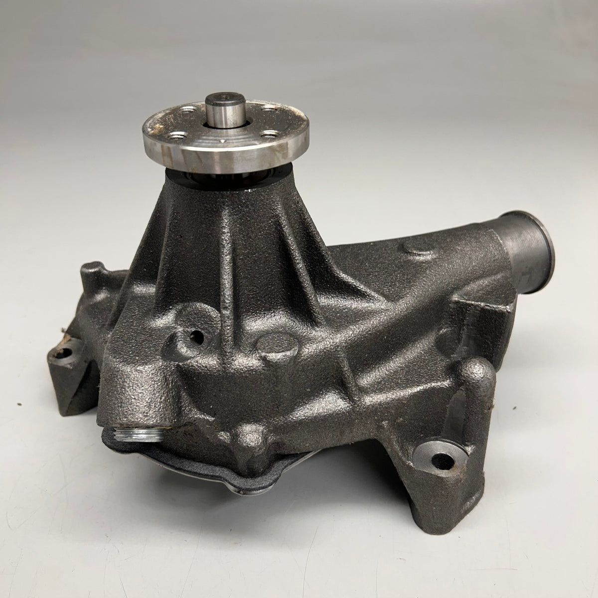 CARQUEST Engine Cooling Water Pump T3114 (New Other)