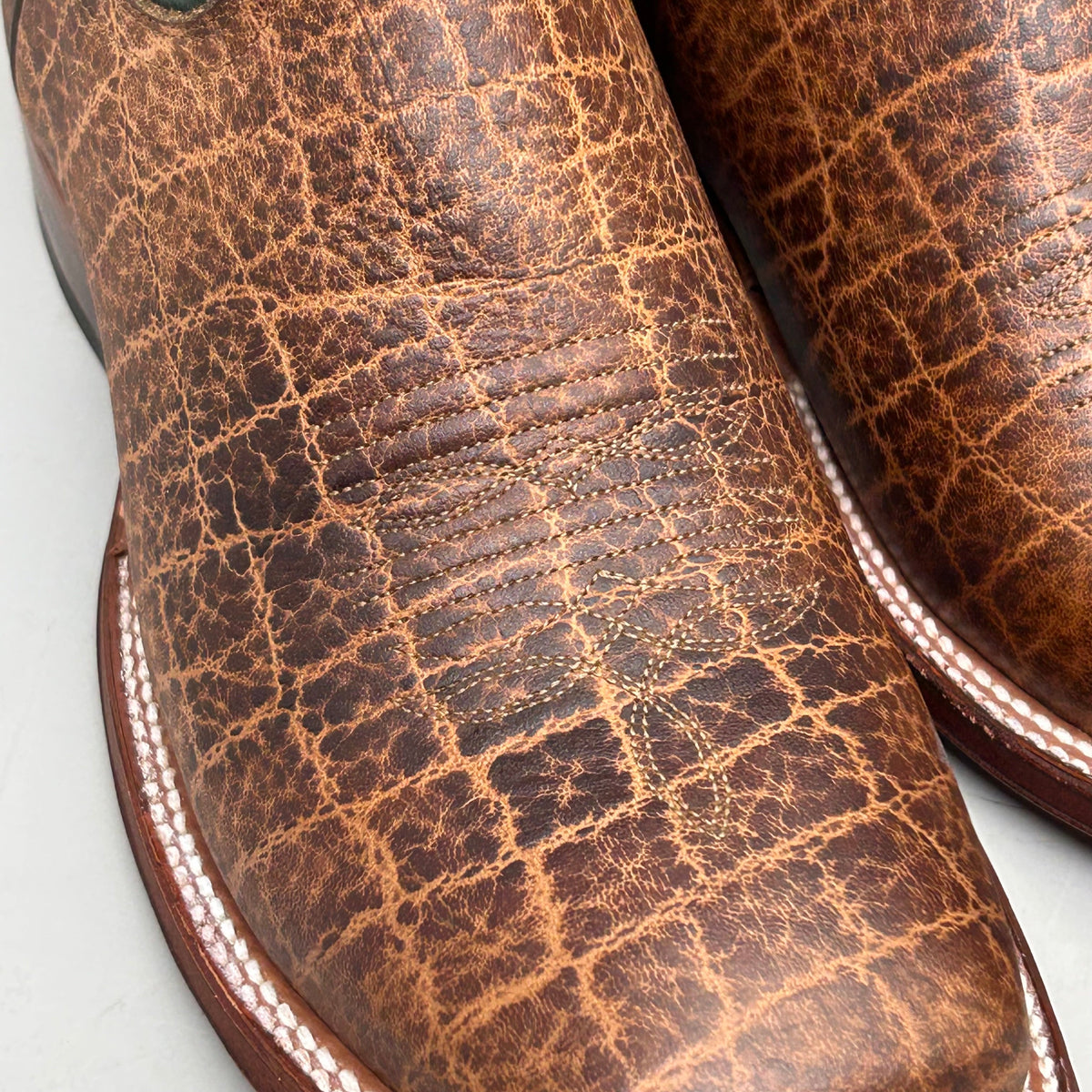 Tony Lama Tapadera Walnut Elephant Print Cowhide Style #TL317 Men's Size 10.5 EE