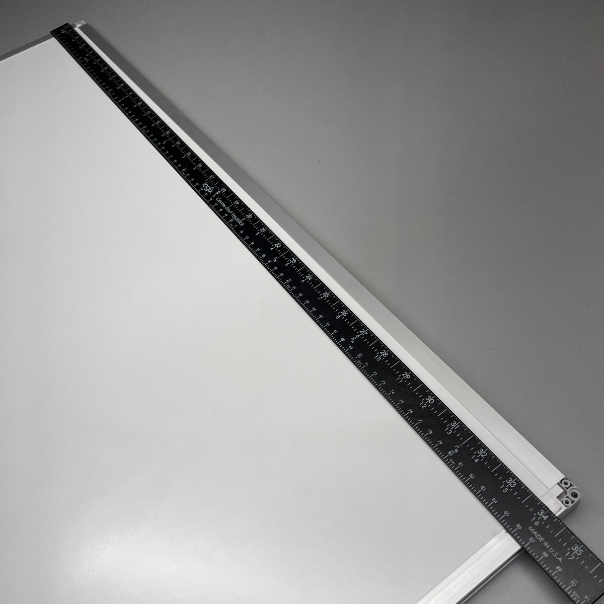 QUARTET Dry Erase Board Wall Mounted 85357N Silver/White 36x48 (new)